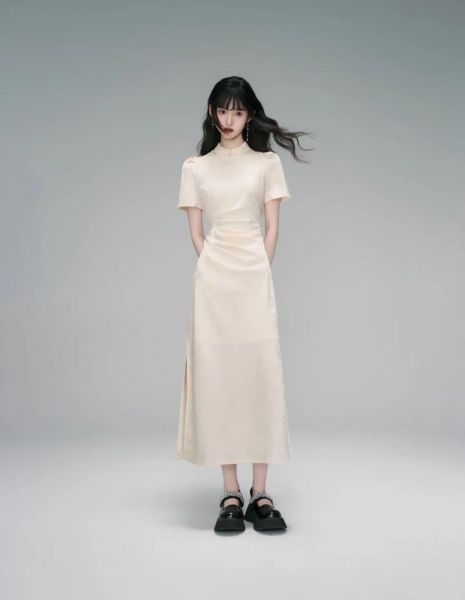 艺术裙子怎么搭配_艺术裙子适合什么场合