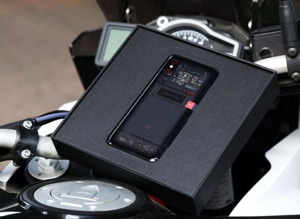 小米8黑科技有哪些_小米8透明探索版值不值得买