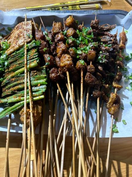 烧烤怎么烤才好吃_烧烤用什么炭最香