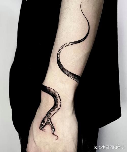 小臂纹身图案推荐_小臂纹身疼不疼