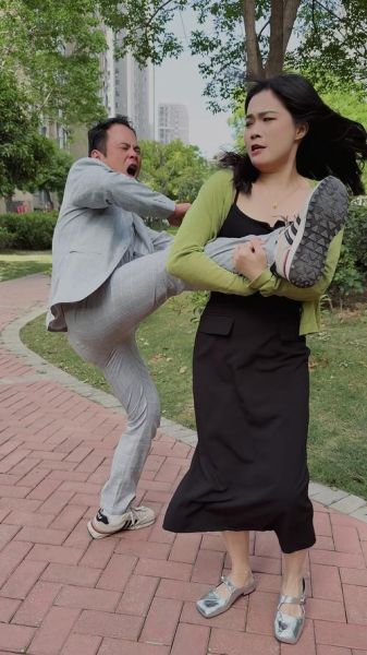 夫妻搞笑生活日常_怎么拍短视频