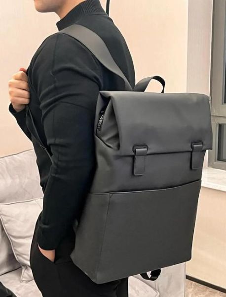 如何挑选适合自己的通勤背包_通勤背包推荐