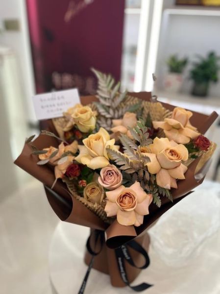 艺术玫瑰怎么养_艺术玫瑰和普通玫瑰区别