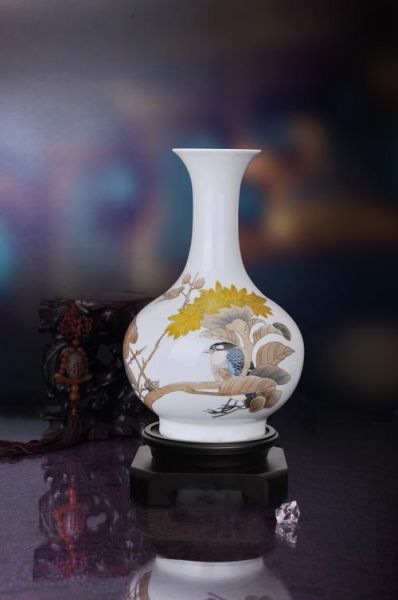 手绘艺术瓷值得收藏吗_如何辨别真伪