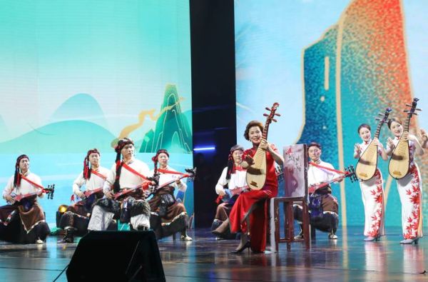 什么是曲的艺术_如何欣赏传统曲艺