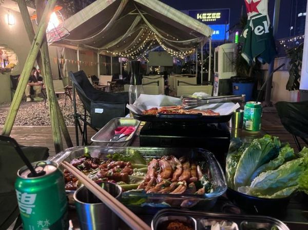 户外烧烤需要准备什么_新手第一次烧烤怎么做