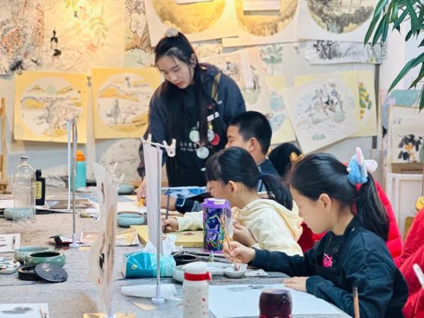 艺术书画班怎么选_零基础学国画多久能入门
